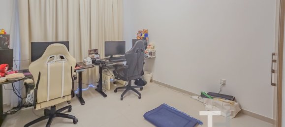 Villa T3 em Dubai, UAE N.º 94383 12