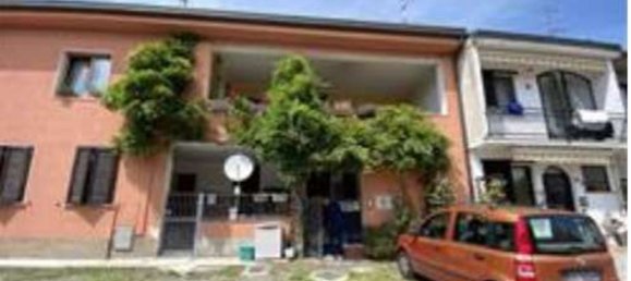 Apartamento de 2 divisões em Cogliate, Italy N.º 181680 2