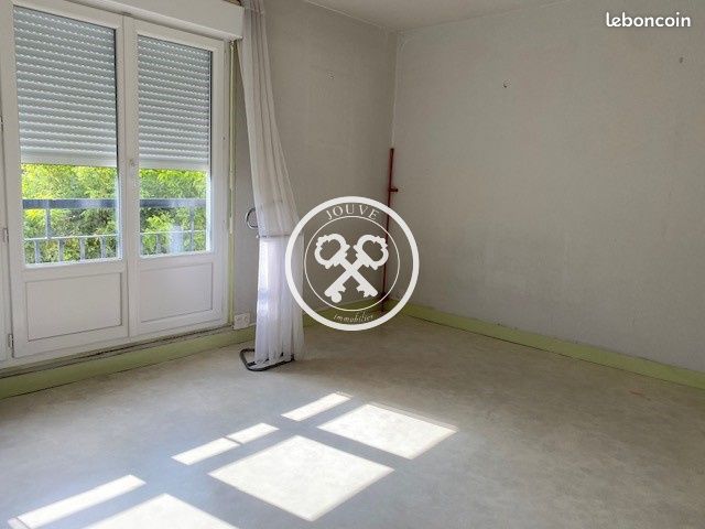 Studio in Troyes, France, Nr. 241250