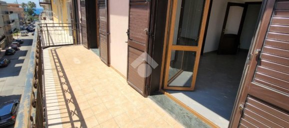 2 Schlafzimmer Wohnung in Melito di Porto Salvo, Italy, Nr. 219933 27