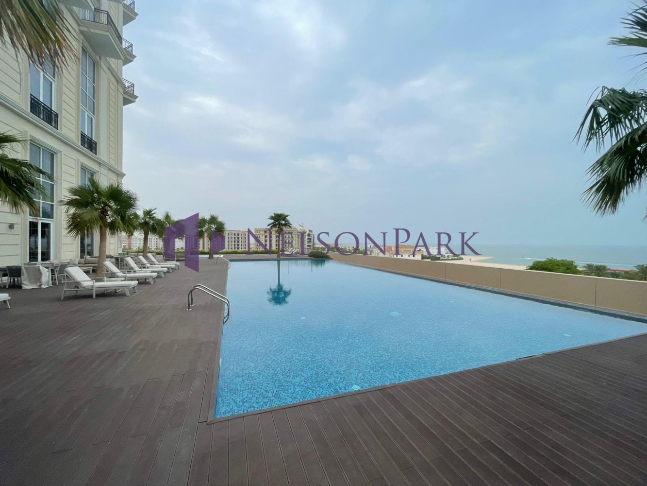 3 bedrooms Penthouse in Doha, Qatar No. 925