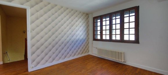 5 bedrooms House in Manche, France No. 358888 6