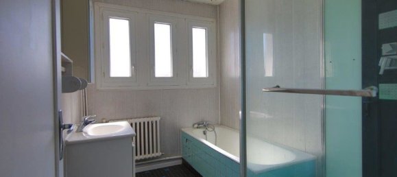 5 bedrooms House in Manche, France No. 358888 17