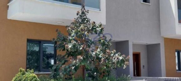 2 bedrooms House in Germasogeia, Cyprus No. 16869 8