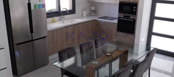 2 bedrooms House in Germasogeia, Cyprus No. 16869 3