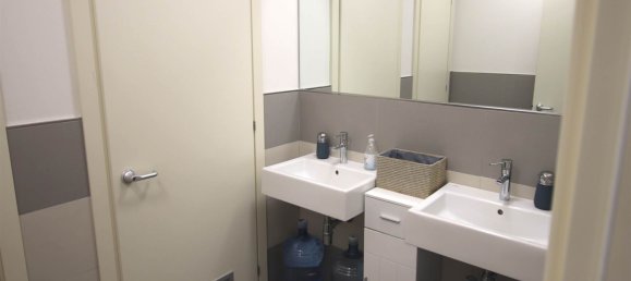 5 rooms Office in Bologna, Italy No. 142103 11