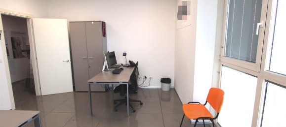 5 rooms Office in Bologna, Italy No. 142103 7