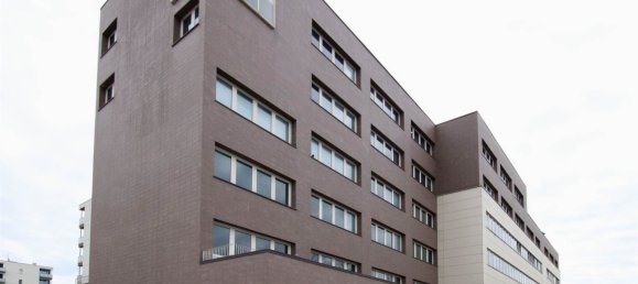 5 rooms Office in Bologna, Italy No. 142103 2