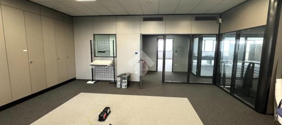 Almacén de 5 habitaciónes en Loreggia, Italy No. 61160 15