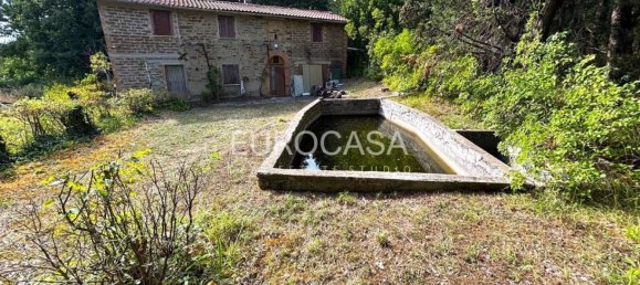 3 bedrooms House in Pietralunga, Italy No. 356551 14