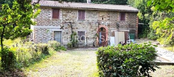 3 bedrooms House in Pietralunga, Italy No. 356551 16