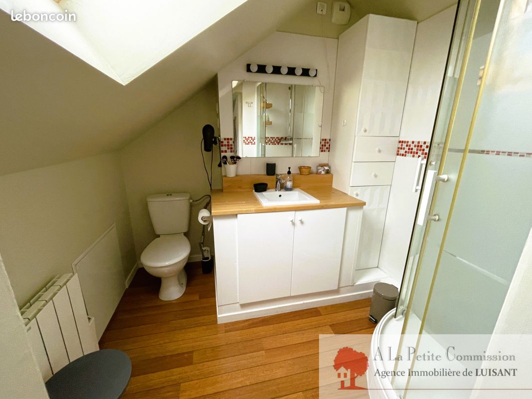 3 bedrooms Townhouse in Luisant, France No. 214375