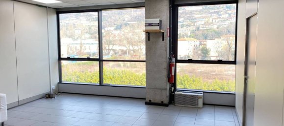 5-salle Bureau à Como, Italy No. 163763 15