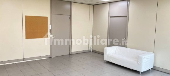 5-salle Bureau à Como, Italy No. 163763 18