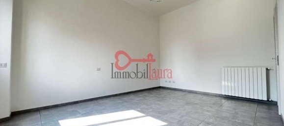 2-Zimmer Wohnung in Varese, Italy, Nr. 129072 13