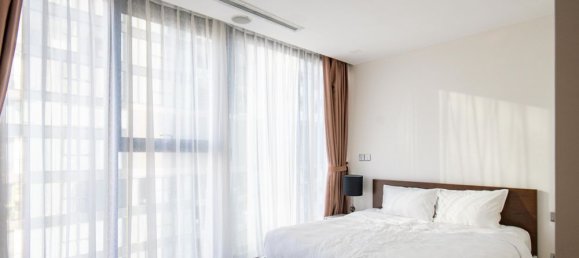 3 bedrooms Apartment in District 1, Vietnam No. 18373 2