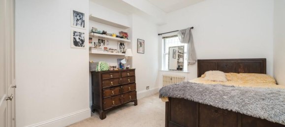 2 bedrooms Apartment in London, United Kingdom No. 12701 5