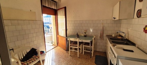 5 rooms Apartment in Siena, Italy No. 93420 16