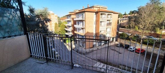 5 rooms Apartment in Siena, Italy No. 93420 15