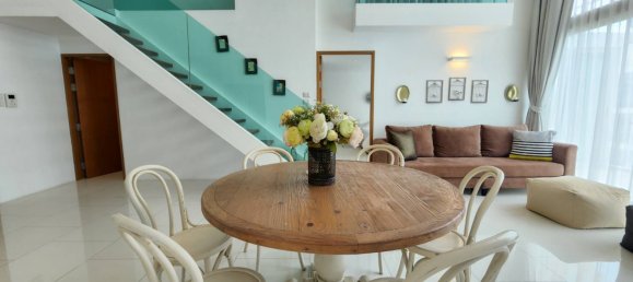 2 bedrooms Condo in Pattaya, Thailand No. 3993 2