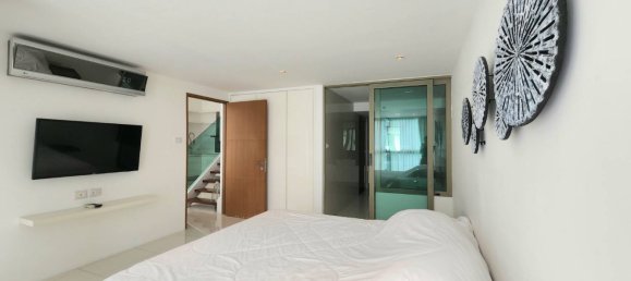 2 bedrooms Condo in Pattaya, Thailand No. 3993 7