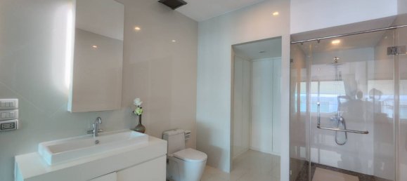 2 bedrooms Condo in Pattaya, Thailand No. 3993 14