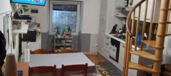 Dúplex de 1 dormitorio en Colico, Italy No. 373935 2