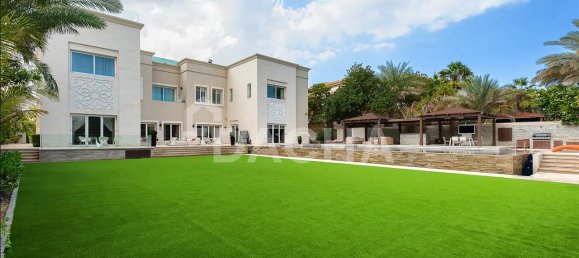 8 bedrooms Villa in Emirates Hills, UAE No. 28040 19