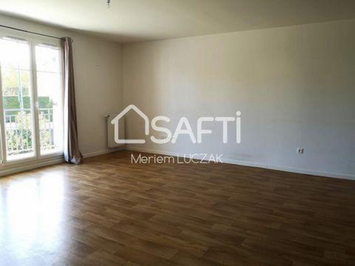 2 chambres Appartement à Orgeval, France No. 31943