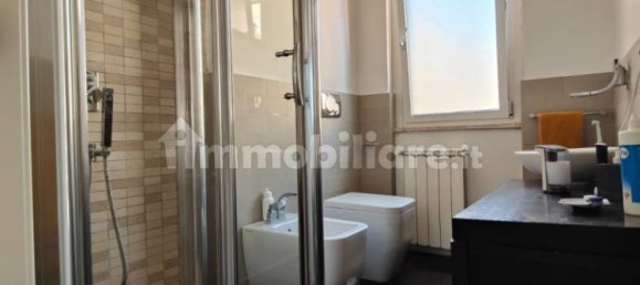 2 bedrooms Villa in Rome, Italy No. 373894 18
