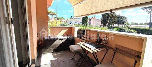 2 bedrooms Villa in Rome, Italy No. 373894 2