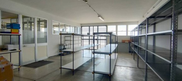 Propiedad comercial de 5 habitaciónes en Udine, Italy No. 289004 36