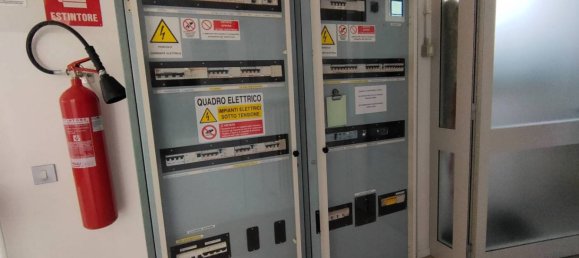 Propiedad comercial de 5 habitaciónes en Udine, Italy No. 289004 46