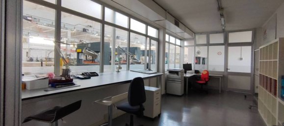 Propiedad comercial de 5 habitaciónes en Udine, Italy No. 289004 48