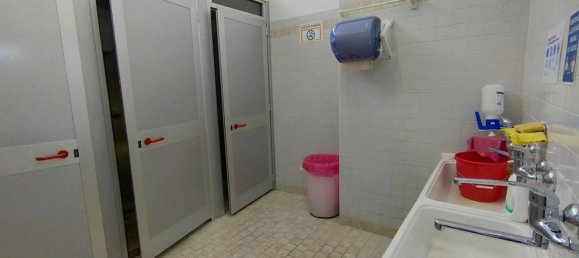 Propiedad comercial de 5 habitaciónes en Udine, Italy No. 289004 25