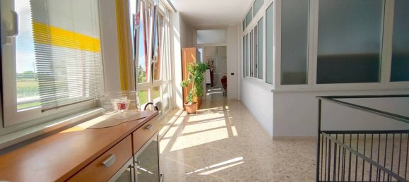 Propiedad comercial de 5 habitaciónes en Udine, Italy No. 289004 6