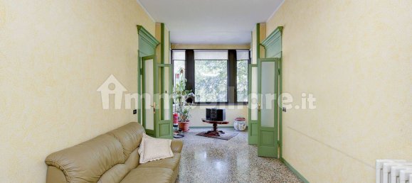 3 bedrooms Apartment in Brescia, Italy No. 4354 5