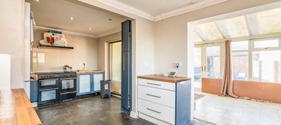 Дом в Лоустофт, Великобритания № 2675 6