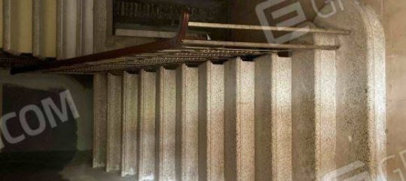 9 bedrooms Apartment in Ferrara, Italy No. 25083 10