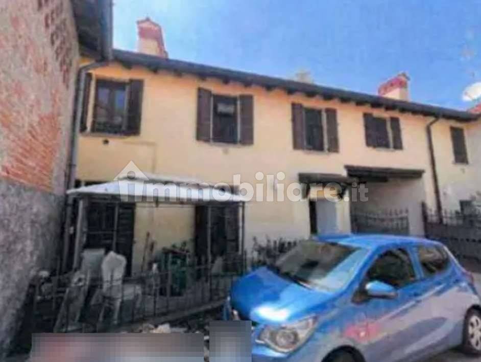 2 bedrooms Apartment in Cermenate, Italy No. 281013