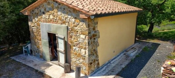 Дом с 10 комнатами в Монтеверди Мариттимо, Италия № 108884 17