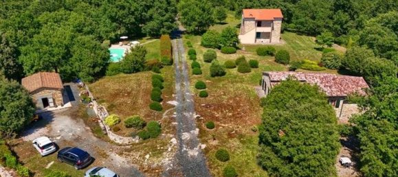 Дом с 10 комнатами в Монтеверди Мариттимо, Италия № 108884 6