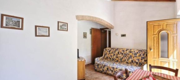 Дом с 10 комнатами в Монтеверди Мариттимо, Италия № 108884 23