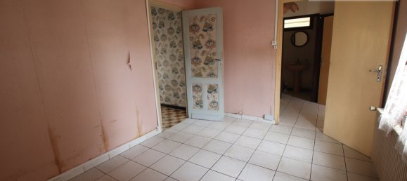 2 bedrooms House in Carbon-Blanc, France No. 279377 3