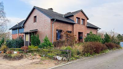 6 rooms House in Schleswig-Holstein, Germany No. 104482