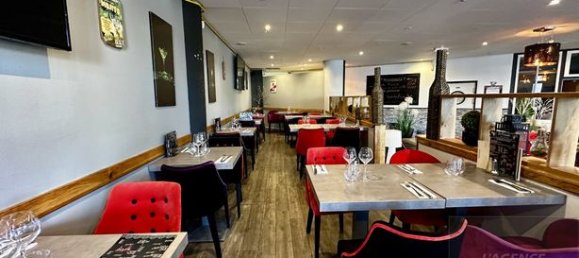 Imóvel comercial em Cergy, France 310 m² N.º 360393 5