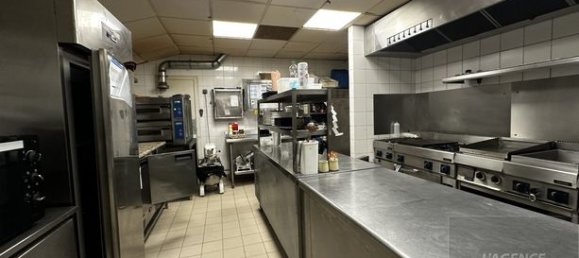 Imóvel comercial em Cergy, France 310 m² N.º 360393 8