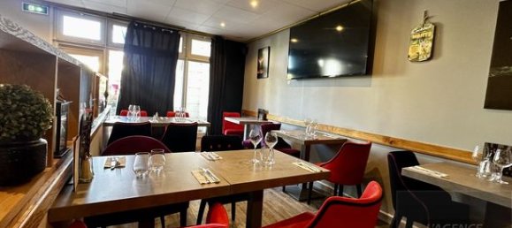 Imóvel comercial em Cergy, France 310 m² N.º 360393 4