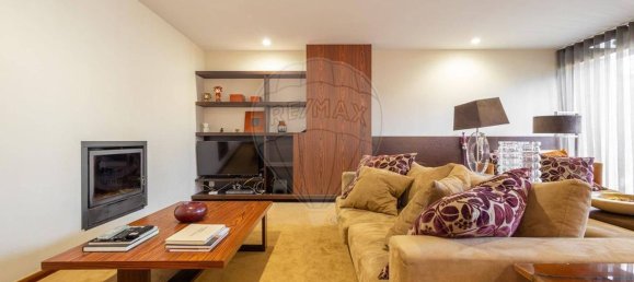 3 bedrooms House in Gemeses, Portugal No. 184159 5