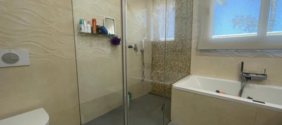 Apartamento de 3 dormitorios en Guardamar del Segura, Spain No. 13399 17